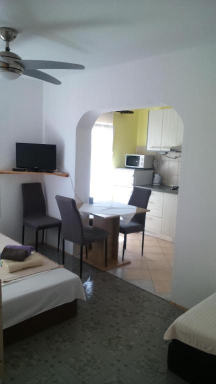 Apartments Ninske Vodice 객실 사진