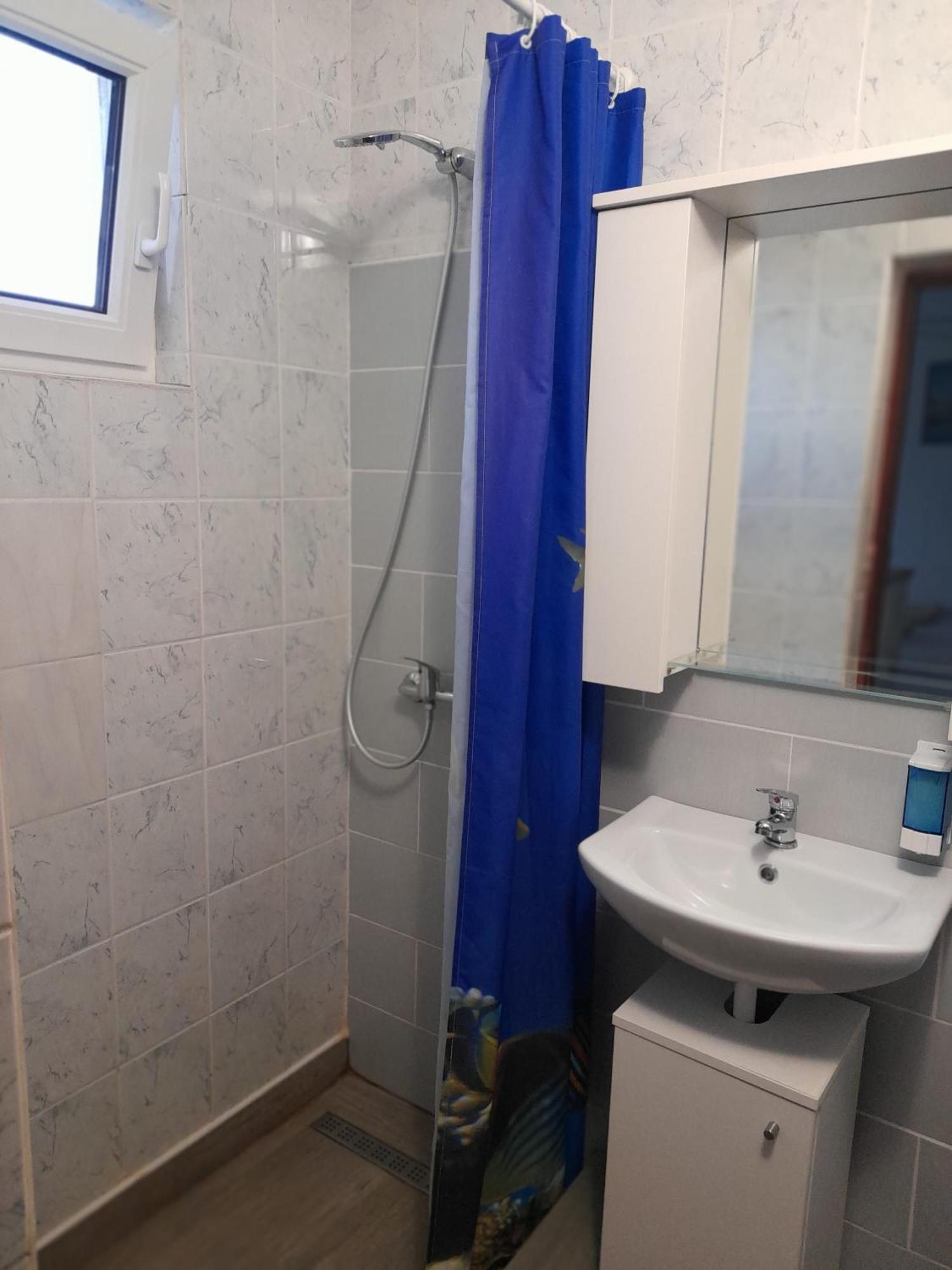 Apartments Ninske Vodice 객실 사진
